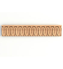 Long decorative wooden moulding with beads