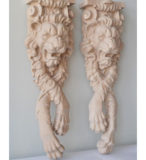 Baroque-style decorative corbel from wood