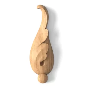 This carved wooden onlay is made according to the canons of the Classical style. It has a refined fo..