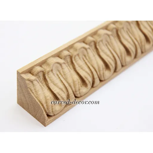 Hardwood lamb's tongue carved moulding