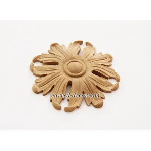 small round architectural acanthus oak rosette baroque style