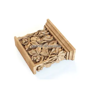 Pilaster caps decorative with bay leaves and berries from oak - 2