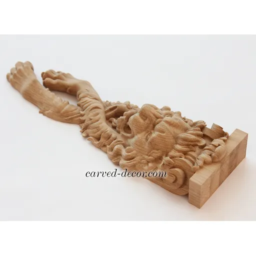 ornate lion-shaped corbel hardwood - 3