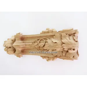 wooden flower corbel baroque style