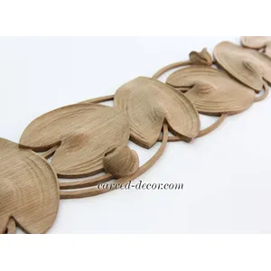 Wood Pierced openwork moulding with lilies