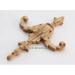 Small Wood Finial Applique Symmetrical Leaf Motif