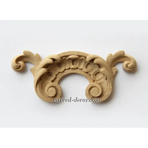 N-041 Small Wooden Corner Applique with Channeled Scrolls Rococo
