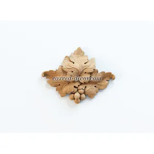 Grape center onlay for moulding oak