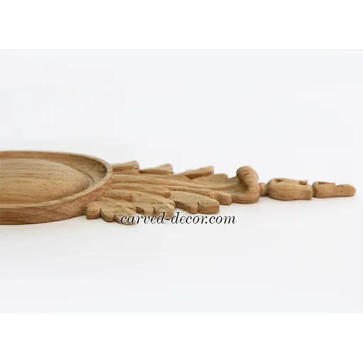 Oval Center Wood Cartouche Onlay