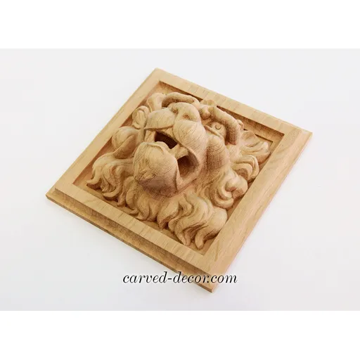 Carved oak wall decor lion head square-shaped - 3