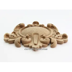 N-231 round Ornate Shield Wood Cartouche Onlay